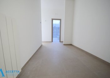 corridoio - Attico Via Duca di Genova 34, Taranto - foto 13