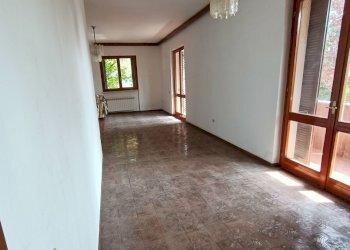 soggiorno - Villa Via Creta, Ziano Piacentino - foto 5