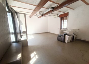 locale - Locale Commerciale Via Giovanni Capra, Pontenure - foto 5