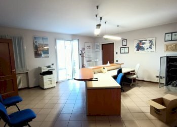 soggiorno - Quadrilocale centrale, Castel San Giovanni - foto 1