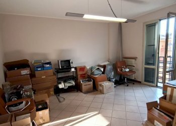 camera da letto - Quadrilocale centrale, Castel San Giovanni - foto 18