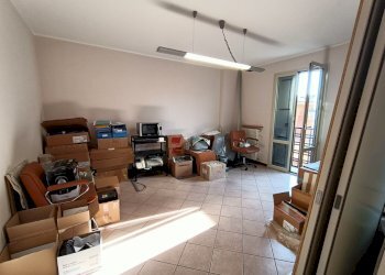 camera da letto - Quadrilocale centrale, Castel San Giovanni - foto 19