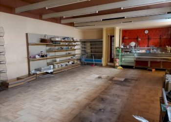 Negozio - Porzione di casa Via Piazzuola, Borgonovo Val Tidone - foto 2