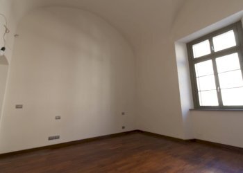 007.JPG - Trilocale Via Vittorio Emanuele II 120, Cherasco - foto 9