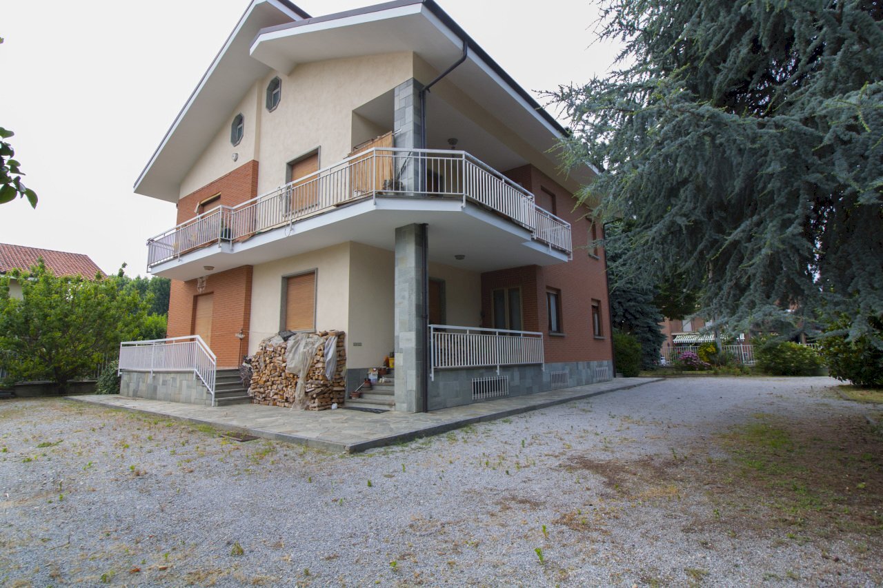 001.JPG - Independent house Via G.B.Adriani 2, Cherasco - photo 2