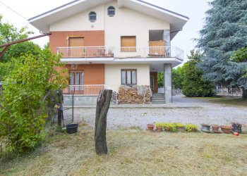 011.JPG - Casa indipendente Via G.B.Adriani 2, Cherasco - foto 12