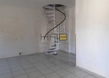 salone con chiocciola.jpeg - Villa Valderice - photo 6