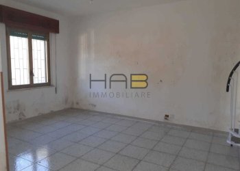 salone finestra.jpeg - Villa Valderice - photo 7