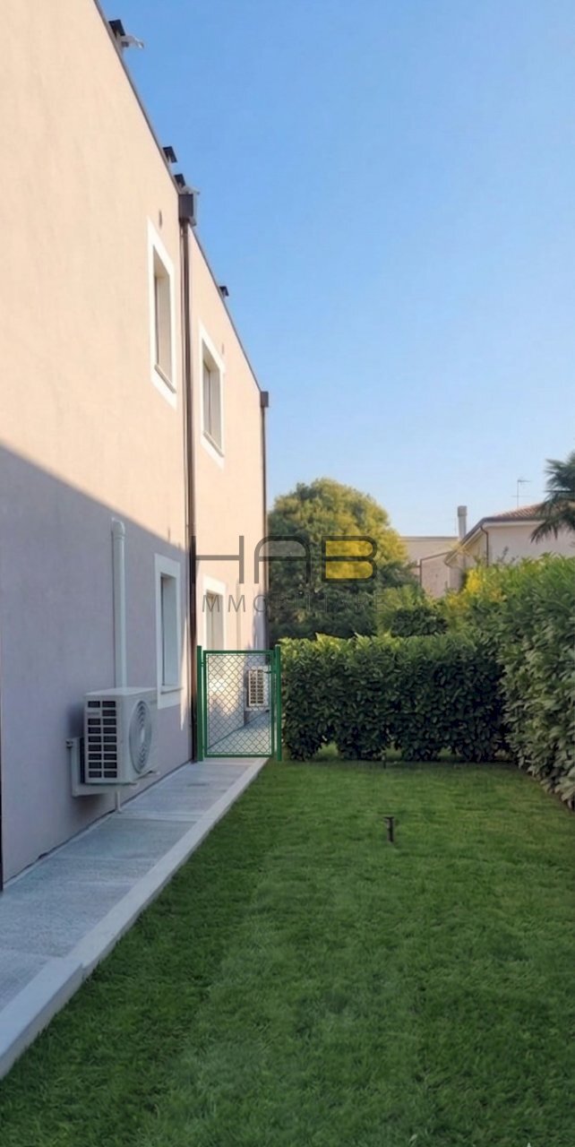 Giardino ovest con recinzione.png - Trilocale Via Cittanova, Padova - foto 2