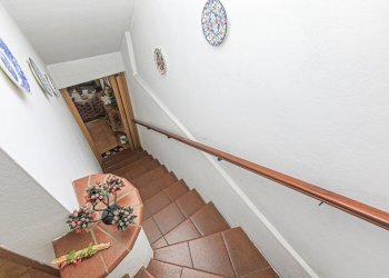 scala interna - Appartamento Via Costigliolo, Mignanego - foto 16