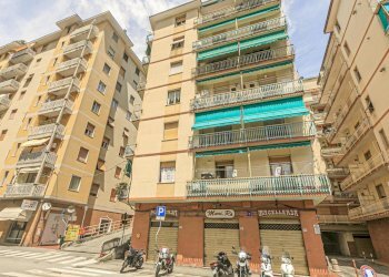 Stabile (3).jpg - Appartamento Via alcide de gasperi 40, Campomorone - foto 2