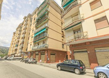 Stabile (2).jpg - Appartamento Via alcide de gasperi 40, Campomorone - foto 30