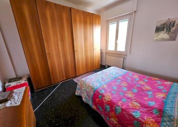 Camera grande (4).jpg - Appartamento Via Campomorone 105, Genova - foto 13