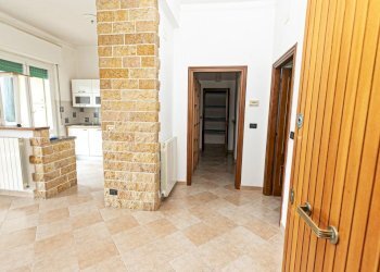 ingresso - Appartamento Via Manlio Chiocchetti 23, Serra Riccò - foto 2