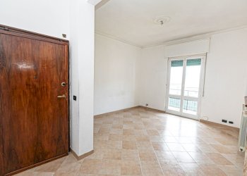 zona giorno - Appartamento Via Manlio Chiocchetti 23, Serra Riccò - foto 3