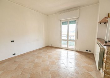 sala - Appartamento Via Manlio Chiocchetti 23, Serra Riccò - foto 4