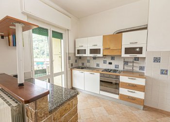 cucina - Appartamento Via Manlio Chiocchetti 23, Serra Riccò - foto 9