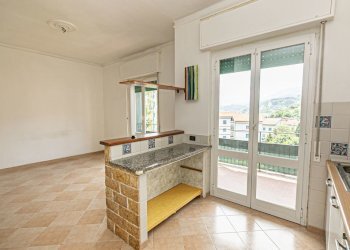 cucina - Appartamento Via Manlio Chiocchetti 23, Serra Riccò - foto 10