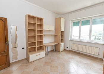 camera 2 - Appartamento Via Manlio Chiocchetti 23, Serra Riccò - foto 30