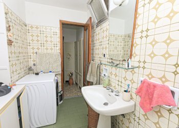 2? piano - bagno - Casa indipendente Via Monte Comego 75, Ceranesi - foto 30