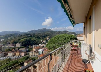 VISTA E BALCONE - Appartamento Via Fratelli Gazzo, Genova - foto 6