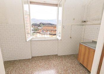 cucinino e tinello (6).jpg - Appartamento Via Alcide De Gasperi  44, Campomorone - foto 7