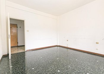 camera 1 (1).jpg - Appartamento Via Alcide De Gasperi  44, Campomorone - foto 12