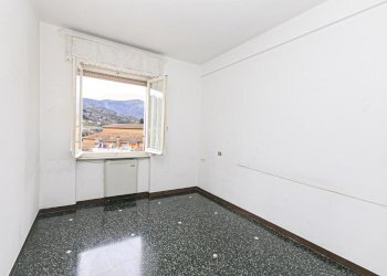 camera 2 (3).jpg - Appartamento Via Alcide De Gasperi  44, Campomorone - foto 18