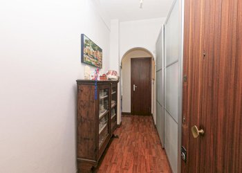 Ingresso.jpg - Quadrilocale Campomorone - foto 3