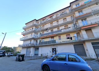 Stabile.jpg - Appartamento Via Torino 31, Campomorone - foto 1