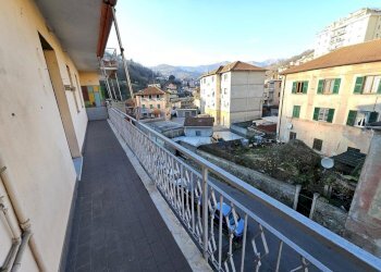 Balcone (2).jpg - Appartamento Via Torino 31, Campomorone - foto 8