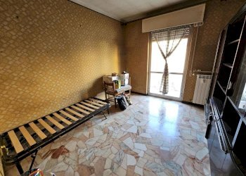 Camera grande (4).jpg - Appartamento Via Torino 31, Campomorone - foto 12