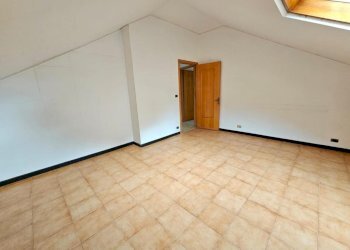 camera 2 (2).jpeg - Appartamento Via Benedetto da Cesino 38A, Genova - foto 15