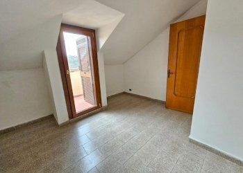 camera 3.jpeg - Appartamento Via Benedetto da Cesino 38A, Genova - foto 21