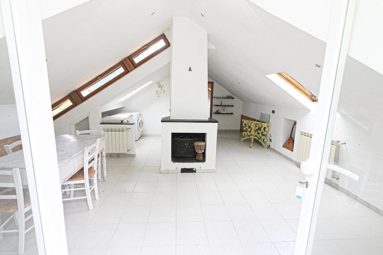 zona giorno con angolo cottura (2) (Copy).jpg - Appartamento Via Torbi 7, Ceranesi - foto 3