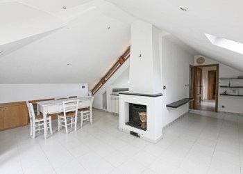 zona giorno con angolo cottura (5) (Copy).jpg - Appartamento Via Torbi 7, Ceranesi - foto 1