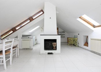 zona giorno con angolo cottura (3) (Copy).jpg - Appartamento Via Torbi 7, Ceranesi - foto 4