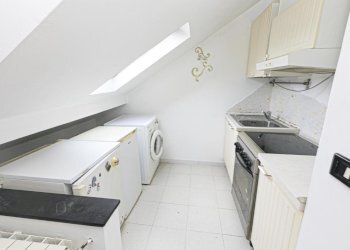 zona giorno con angolo cottura (8) (Copy).jpg - Appartamento Via Torbi 7, Ceranesi - foto 8