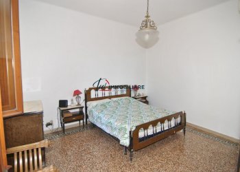 CAMERA MATRIMONIALE 1 - Villa Piazza della Chiesa 16, Livorno - foto 16