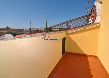 BALCONE - Attico Via della Cinta Esterna 16, Livorno - foto 1