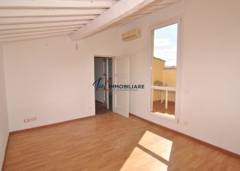 CAMERA MATRIMONIALE - Attico Via della Cinta Esterna 16, Livorno - foto 13