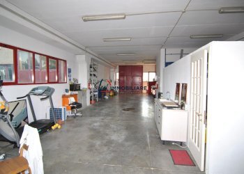 AREA OPERATIVA - Commercial Premises Via Aiaccia 64, Collesalvetti - photo 13