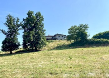 028.jpeg - Rustic Borgata Piancerreto Sottano 8, Dogliani - photo 28