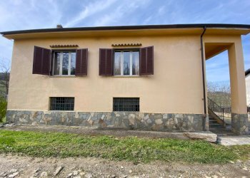 003.jpg - Villa Località Leprato 14, Serravalle Langhe - foto 3