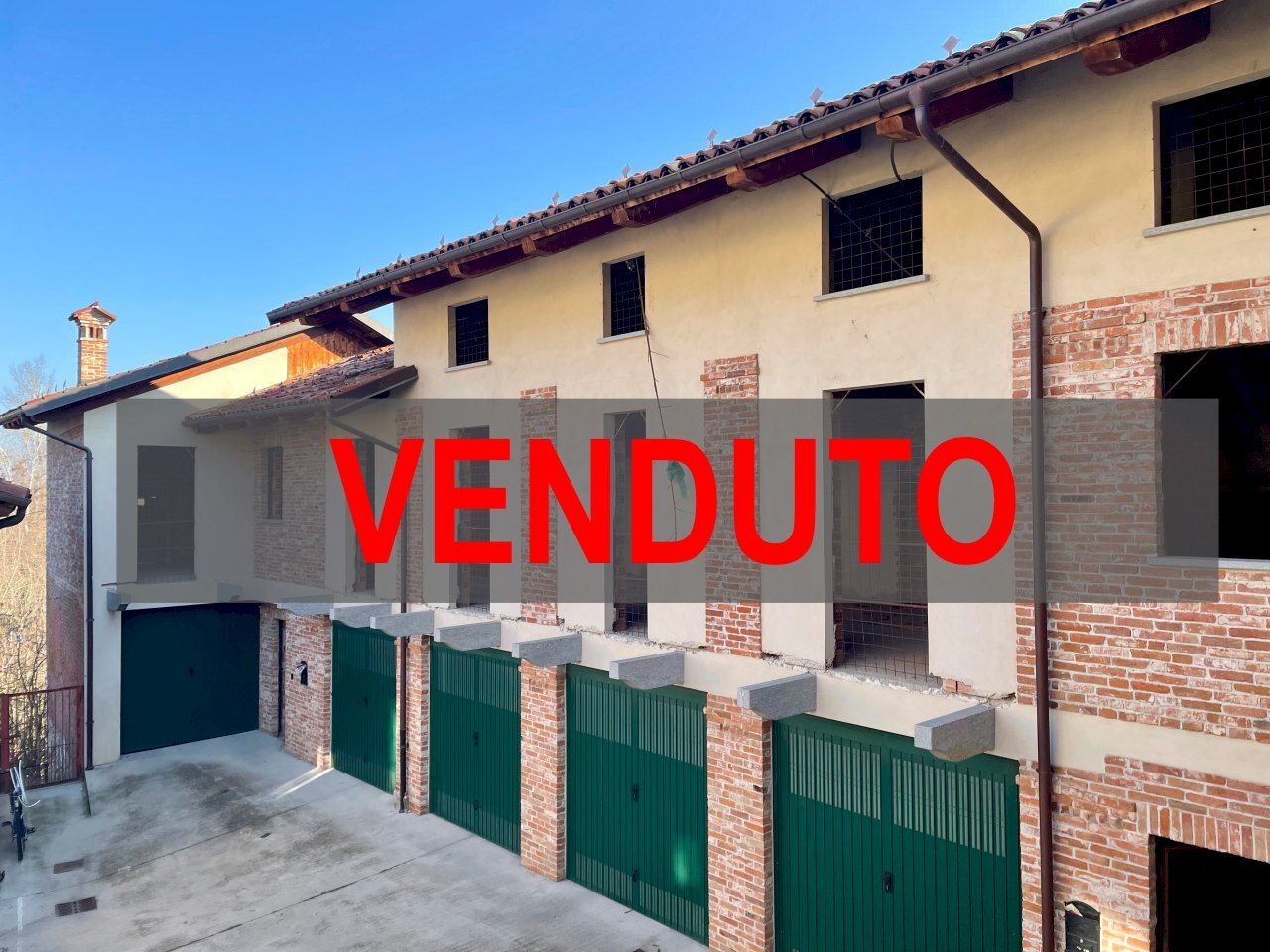 001 - Portion of a house Via Cristoforo Colombo 63, Narzole - photo 1