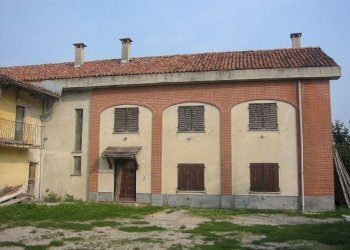 003.jpg - Casa indipendente Borgata Pamparato 29, Dogliani - foto 3