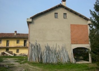 004.jpg - Casa indipendente Borgata Pamparato 29, Dogliani - foto 4