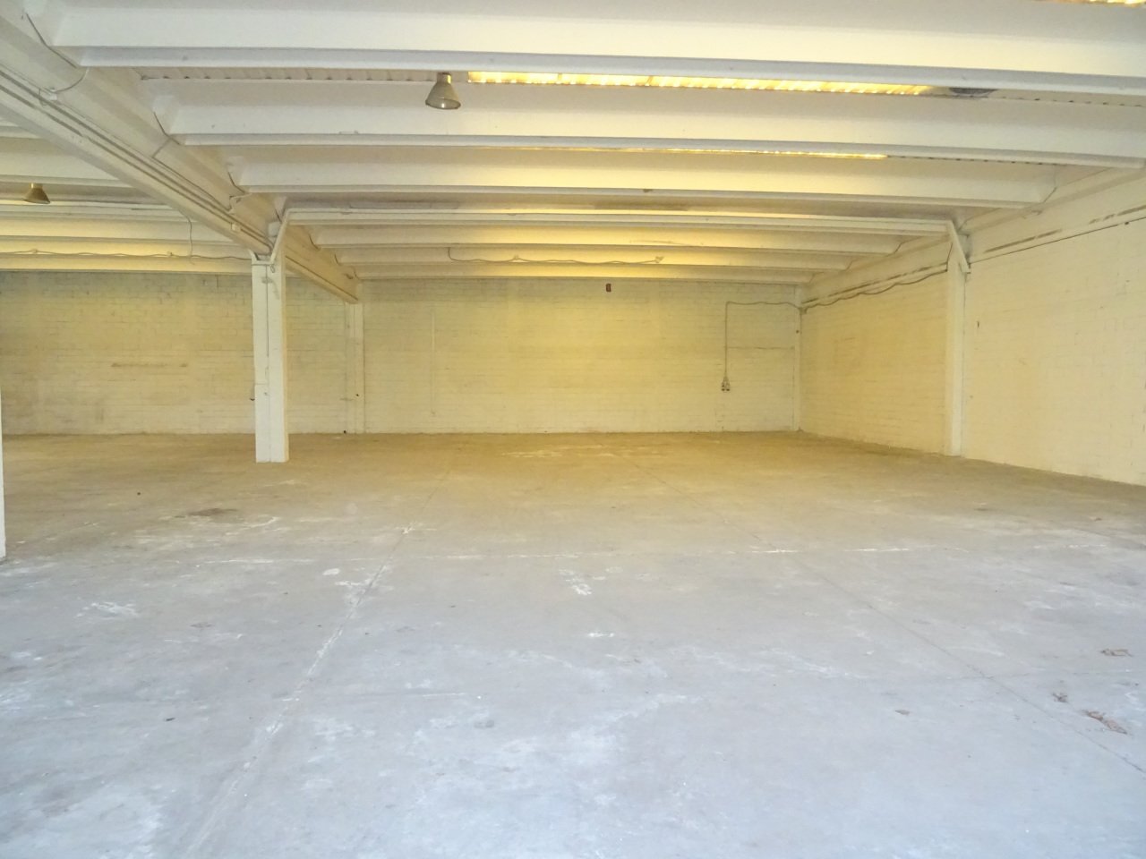 DSC04596.JPG - Locale Commerciale Monte Porzio - foto 1