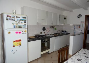 cucina piano terra - Villa Trecastelli - foto 3