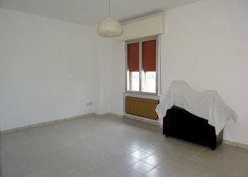 camera 2 primo piano - Villa Trecastelli - foto 25